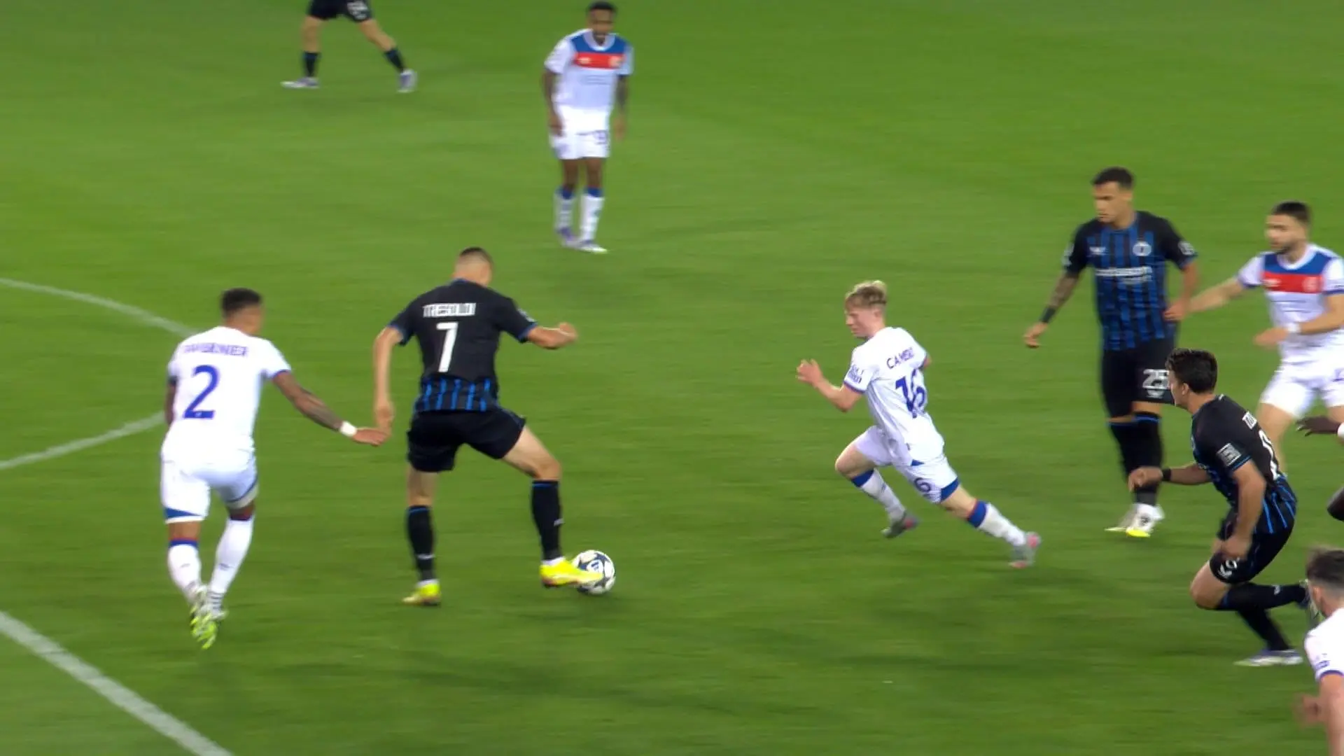 A Brugge egy félidő alatt kiütötte a Rangerst, 9-1-es összesítéssel jutott a BL főtáblára