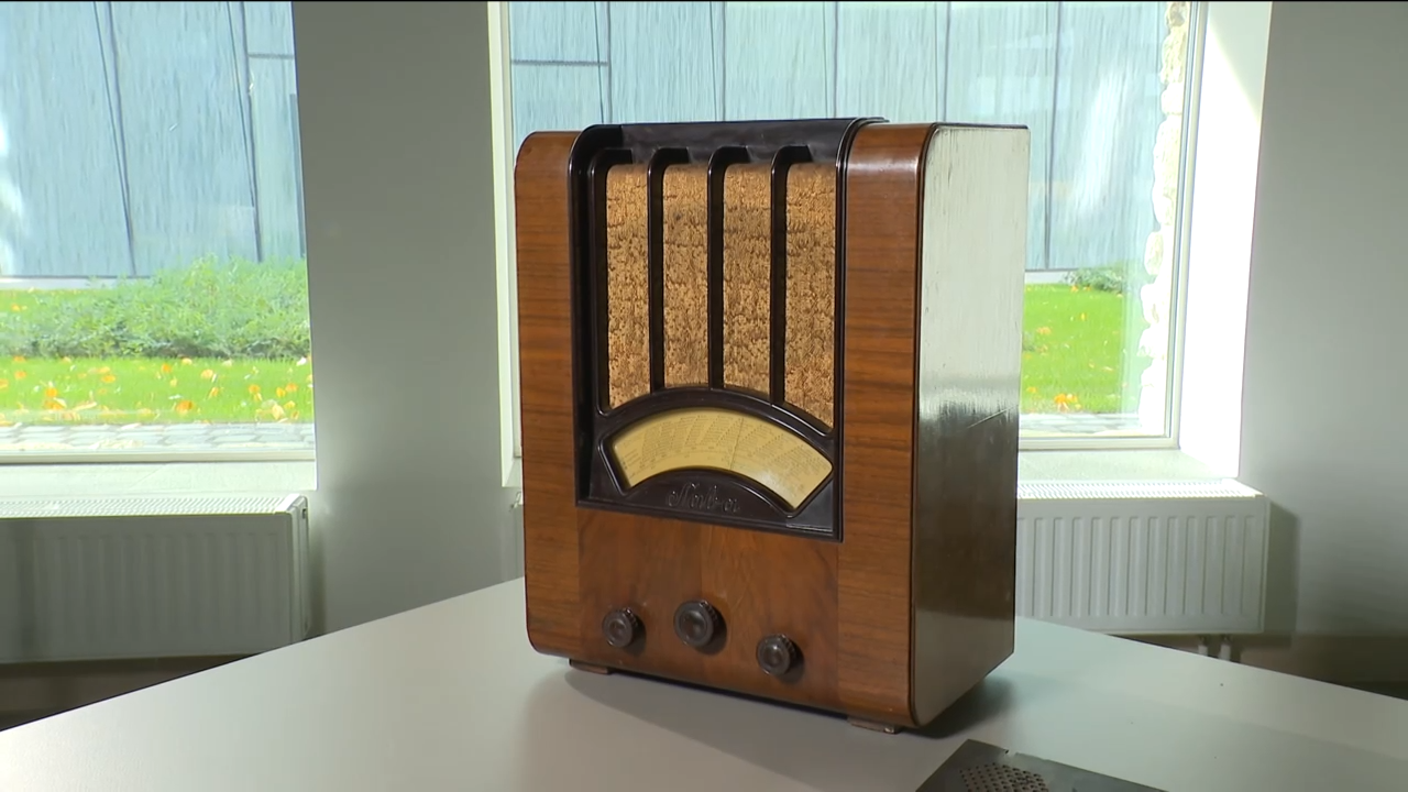 Először látható: egy magyar gyűjtő őrzi Auschwitz kegyetlen orvosának rádióját